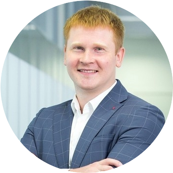 Антон Николаев