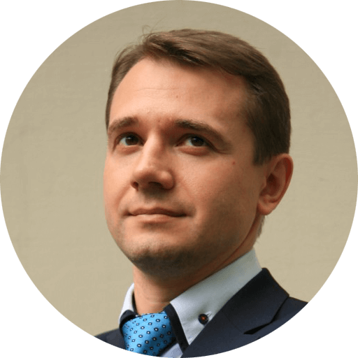 Денис Чалов